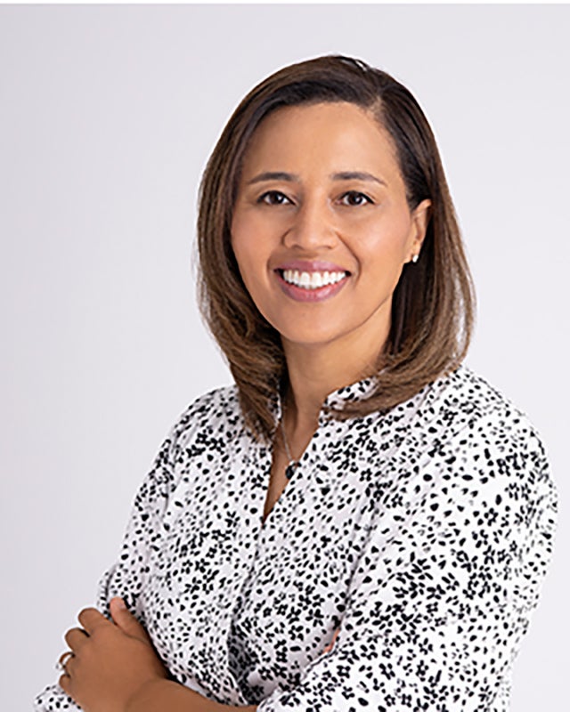 Portrait: Nina Barton